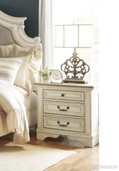 Luxusní ložnice ve vintage stylu - 2