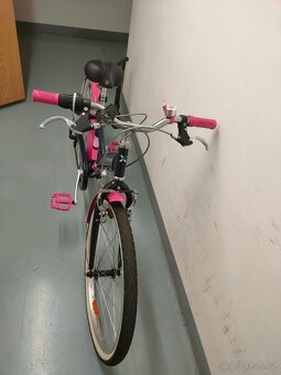 Dívčí kolo 24''  8-12 let B-twin - 2