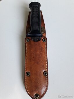 Prodam vojensky uton 0005 krasny stav - 2