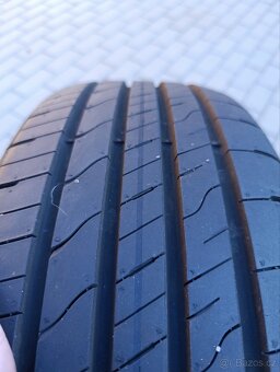 Goodyear 205 60 17 - 2