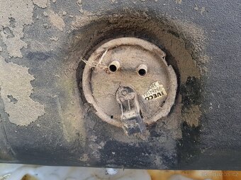 Nádrž naftová Iveco Eurocargo - 2