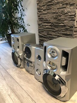 Prodám HI-FÍ systém Pioneer - 2