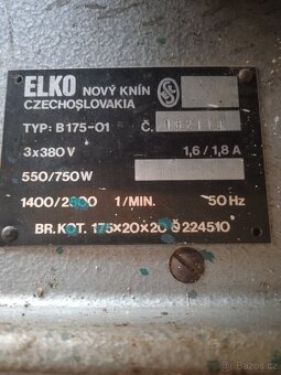 STOLNÍ PROFI BRUSKA - 2