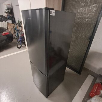 Prodám lednice v dobrém stavu - 2