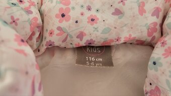 Dívčí vesta vel. 116 - 2