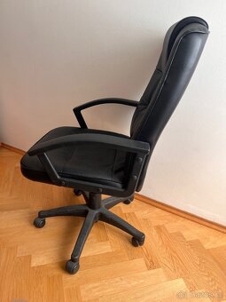 Kancelarske kreslo - 2