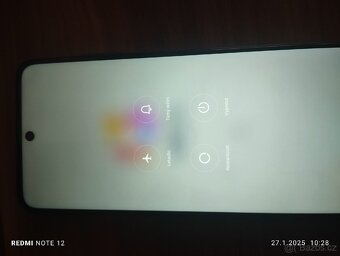 Prodám mobilní telefon POCO - 2