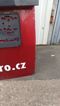 PRODÁM NA DACIA LOGAN ZADNÍ DVEŘE - 2