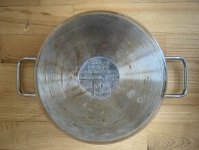 Hrnec průměr 29cm - 2