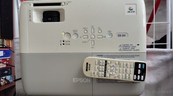 Projektor Epson EB-84 - 2
