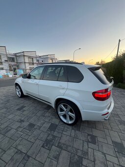 BMW X5 3.0sd M-Paket | 210 kW | 21” kola | - 2