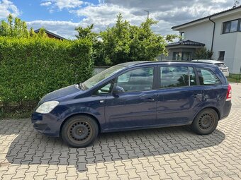 Opel zafira 1.6 16v ecotec 85kw 2008 - ztrácí se voda - 2