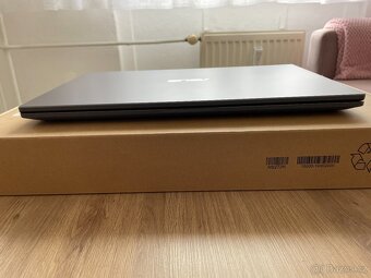 ASUS X515M (šedá barva) – 15,6", 8GB RAM, SSD 256GB - 2