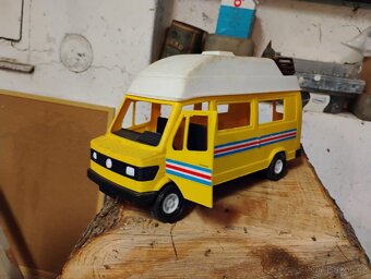 Auto + karavan Wader - 2