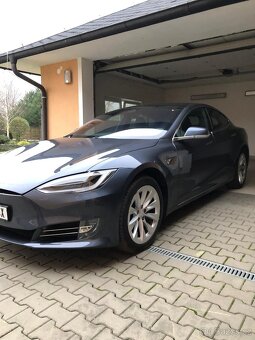 Tesla Model S Long Range - 2