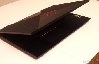 HERNÍ NOTEBOOK HP OMEN 15 24GB GTX - 2
