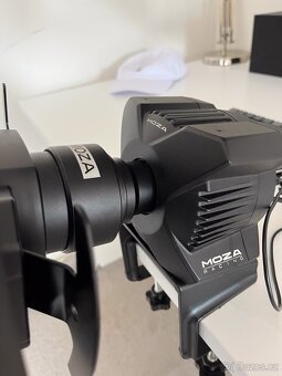Moza R3 bundle (volant, pedály) - 2