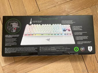 Herní klávesnici RAZER Huntsman V3 Pro Tenkeyless v bílé edi - 2