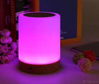 Lampička na noční stolek s USB - RGB barvy - 2