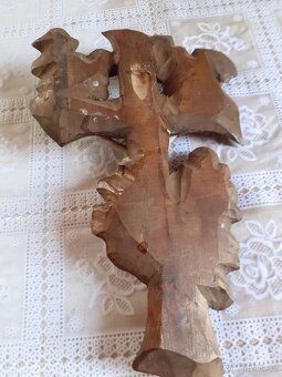 Starožitný dřevěný kříž vyřezávány ,kříž 100 let starý - 2