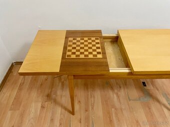 Retro stolek s šachovnicí - 2