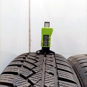 16" PNEU – 205/60/R16 – ZIMNÍ - CONTINENTAL - 100% a 80% vz - 2