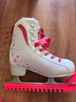 Brusle dívčí vel.31 - 2