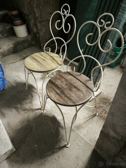 Židle staré kovové - 2