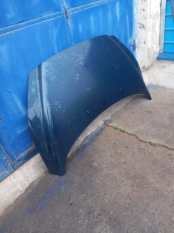 Kapota Peugeot 308 rok 2008 1000kc - 2