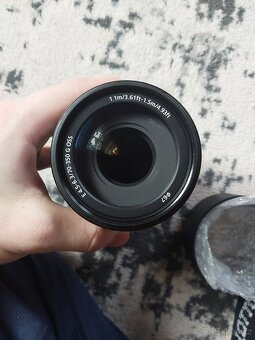 Sony E 70-350mm F4.5-6.3 G OSS - 2