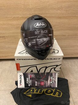 Helma na motorku Airoh ST 501, vel. M - 2