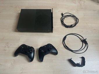 🎮 Xbox One S 1 TB – khaki + 2× ovladač + držák na mobil - 2