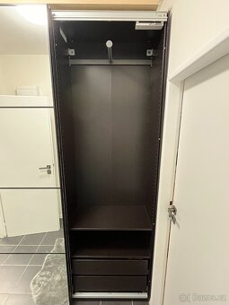 Satni skrin Ikea PAX - černohnědá - 2