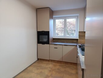 Prodej bytu 2+1 56 m² Americká, Teplice - 2