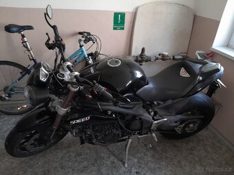 Triumph Speed Triple 1050 515NV 2011' - 2