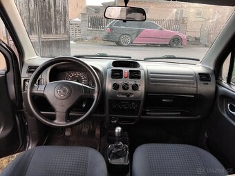 Opel Agila - 2