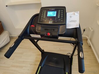 Běžecký pás LifeFit 5300 - 2