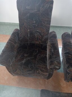 2x křeslo + taburet - 2