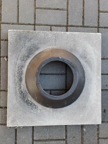 Komínová betonová hlava - 2