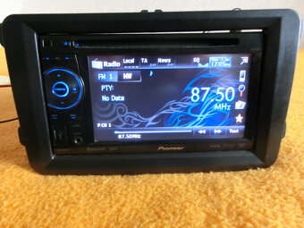 2DIN rádio Pioneer avh-2400bt - 2