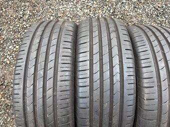 Letní pneu Kumho ECSTA HS51 215/60 R16 95V - 2