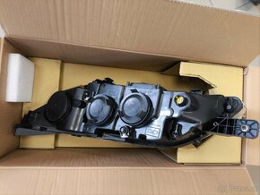 Nové pravé přední světlo Peugeot Boxer H7+H7 2014+ - 2