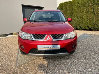 Mitsubishi Outlander 2.2 DI-D 4WD, 7 Míst - 2