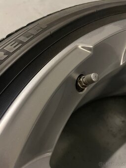 Original zimni Audi A6 S6 4K c8 Pirelli 255/40/20 - 2