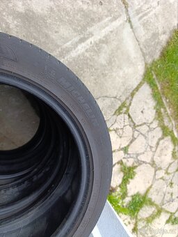 Michelin 225/45 R17 - 2