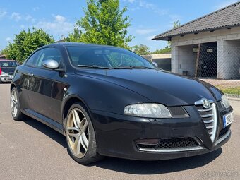 Alfa Romeo GT 1.9jtd rok 2008 - 2