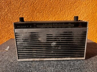 Tranzistorové rádio Menuet 2 - 2