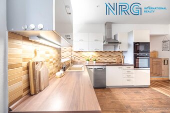 Prodej bytu 2+1, 90 m2 se zahradou, Mratín u Prahy - 2