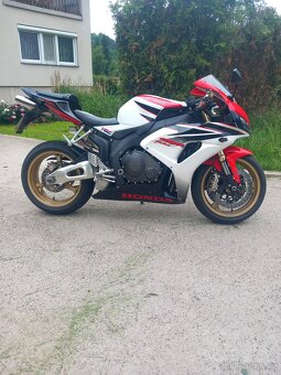 Honda CBR 1000 RR - 2