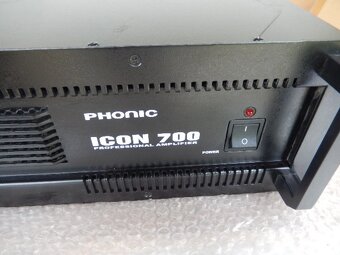 Zesilovač PHONIC  ICON 700, funkční, stav viz. foto. - 2